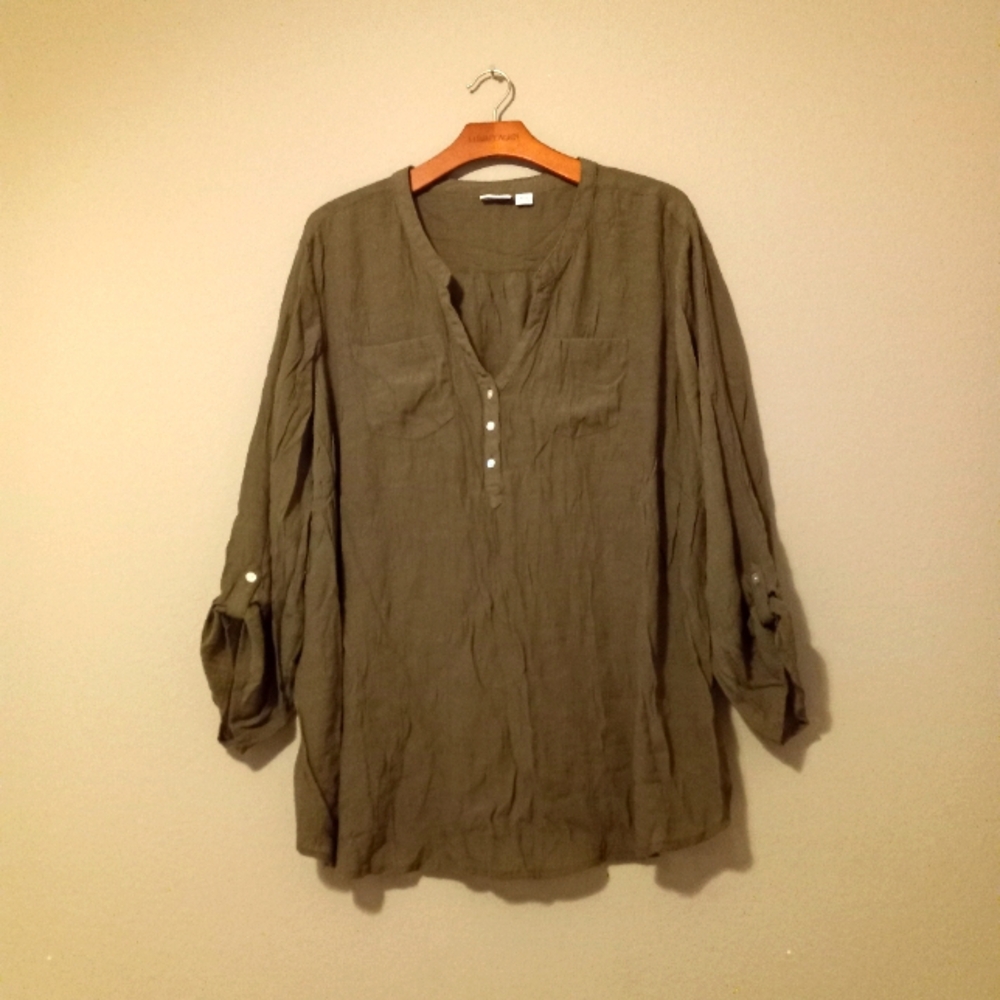 Cato 26-28 Pocketed Long Sleeved Pullover Pocketed Tunic Top Plus in Olive